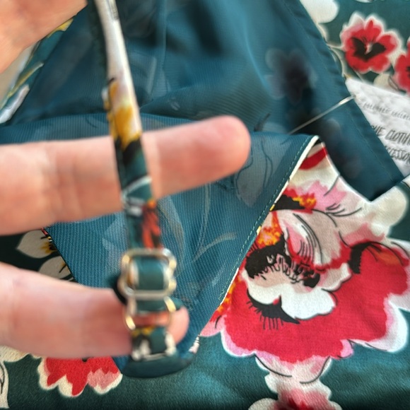 Large Floral Satin Cami Blouse - Picture 9 of 10